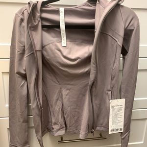 UNWORN Size 2 Lululemon Hooded Define Jacket *Nulu